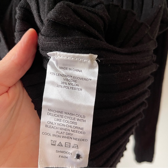 Quince Black Ribbed Button Cardigan Size M - Picture 4 of 5